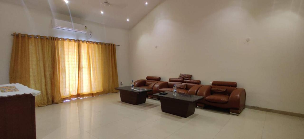 Air 2Bhk Infinity Villa Igatpuri Buitenkant foto