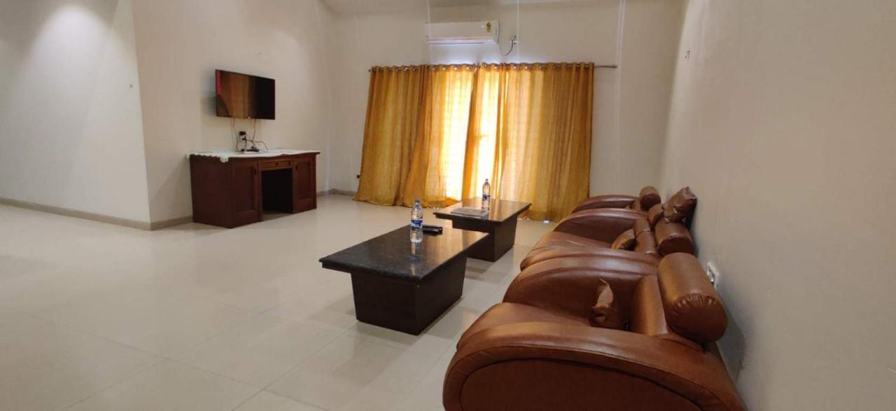 Air 2Bhk Infinity Villa Igatpuri Buitenkant foto